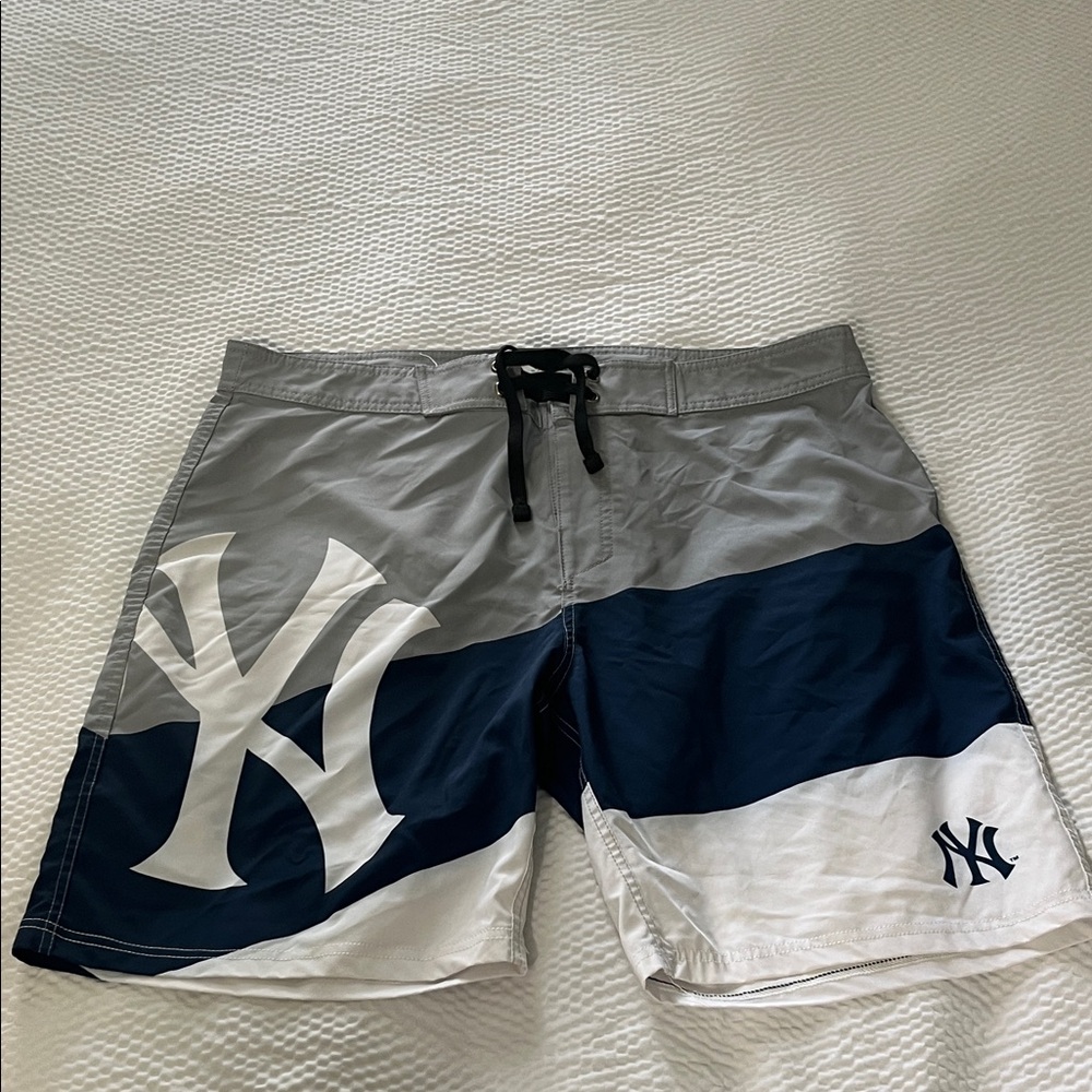 MLB Gray and Navy Swim Board Shorts New York Yankees